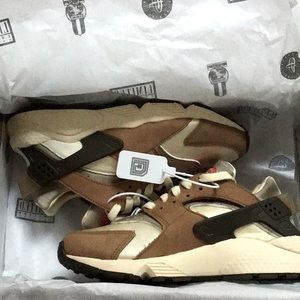 Limited Edition Nike Air Huarache Le